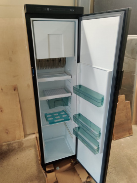 Thetford N3142 абсорбционный холодильник 